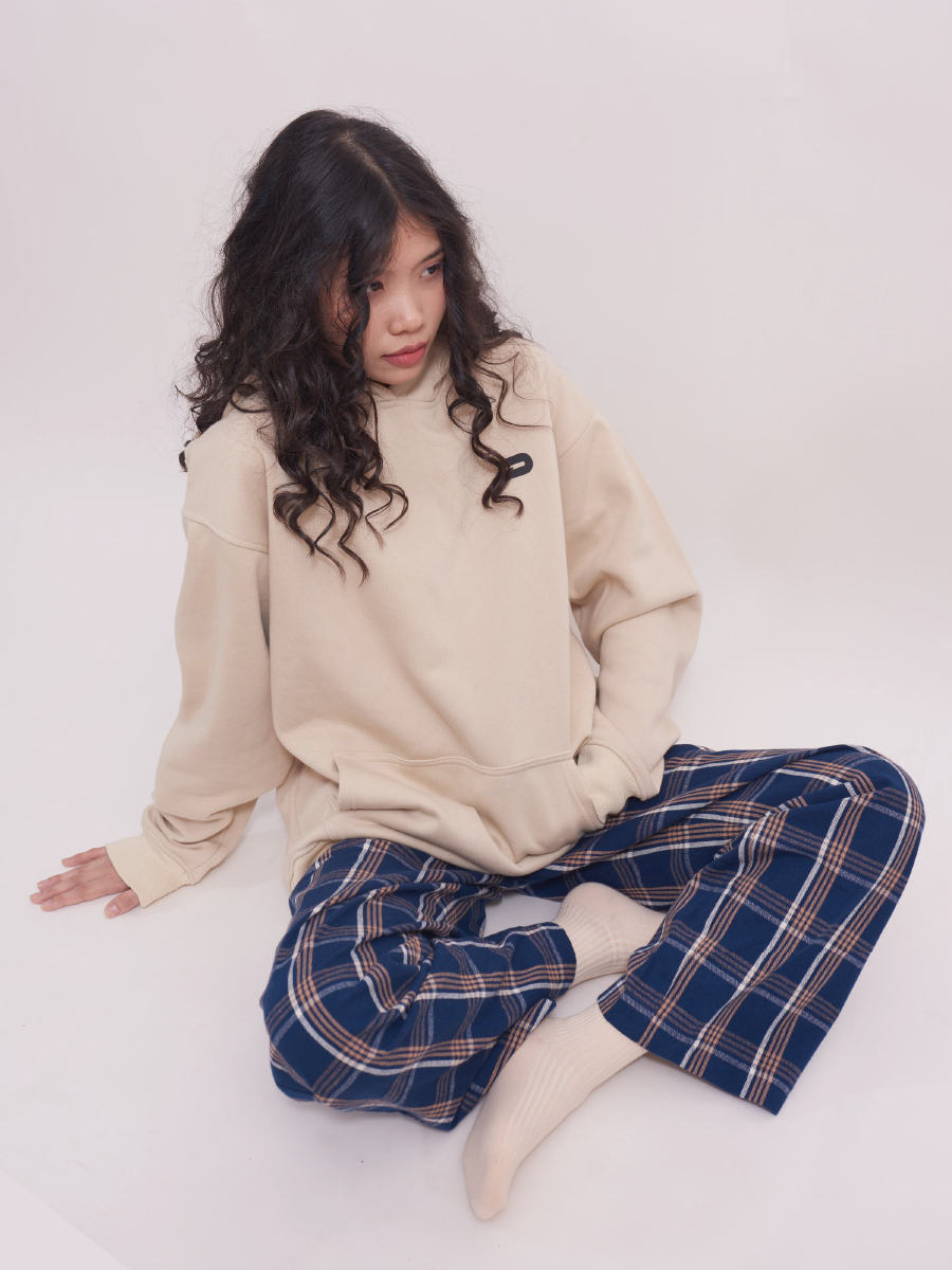 Front view of blue plaid tartan brushed cotton pyjama bottoms with pockets, 29 and 31 inch inseams, best material for winter pyjamas.